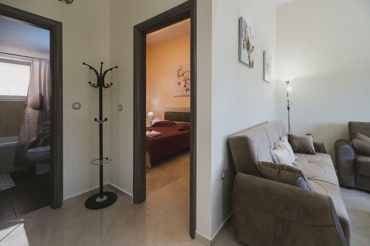 Spacious Home With Parking Khania Eksteriør bilde